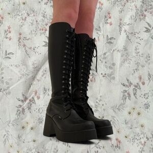Roc Australia Leather Knee High Lace Up Platform Heel Combat Boots